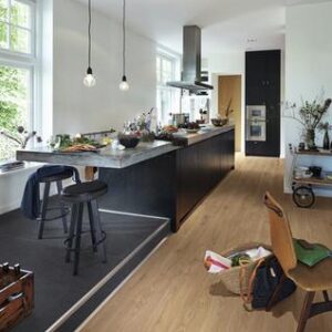 Meister LC150 Multiclic Eik Chianti 07149 - poriënsynchroon-structuur - paneelmaat 1288 x 198 mm. - pak à 2,55m²